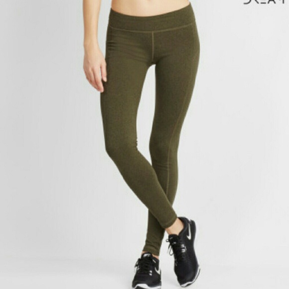 Aeropostale Live Love Dream Soft Leggings